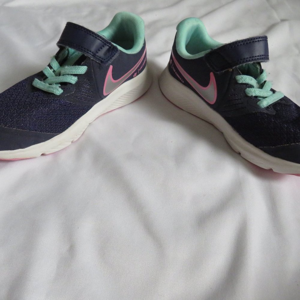 Nike Star Runner 2 Active Shoes USED Size 10.5C - Picture 4 of 8